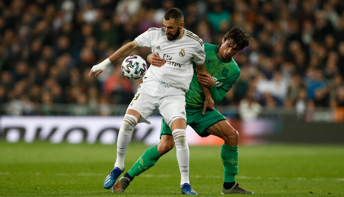 Семь голов: 