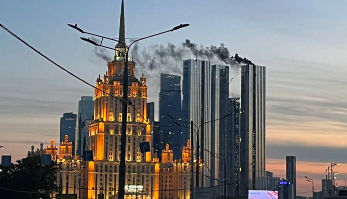 В Москве горит 300-метровый небоскреб: что известно на данный момент