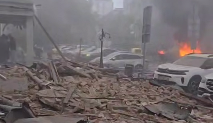 У Дніпрі відомо про 12 постраждалих внаслідок російського удару дронами