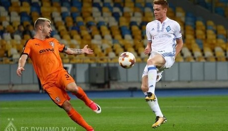 Скендербеу - Динамо - 3:2 Хроніка матчу Ліги Європи