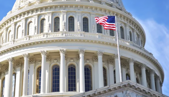 Сенаторы США призвали Будапешт отказаться от энергоносителей РФ