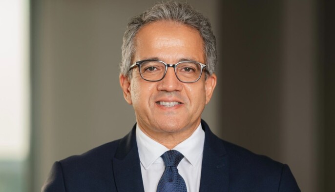 Египетский археолог Халед Эль-Энани избран новым гендиректором ЮНЕСКО