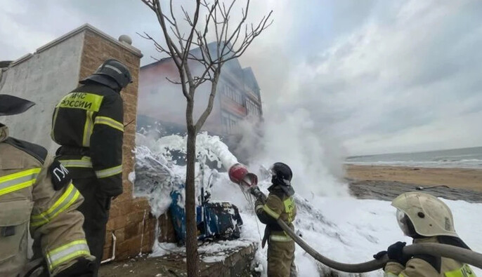 Трагедия в Дагестане: вертолет упал на жилой дом, есть погибшие