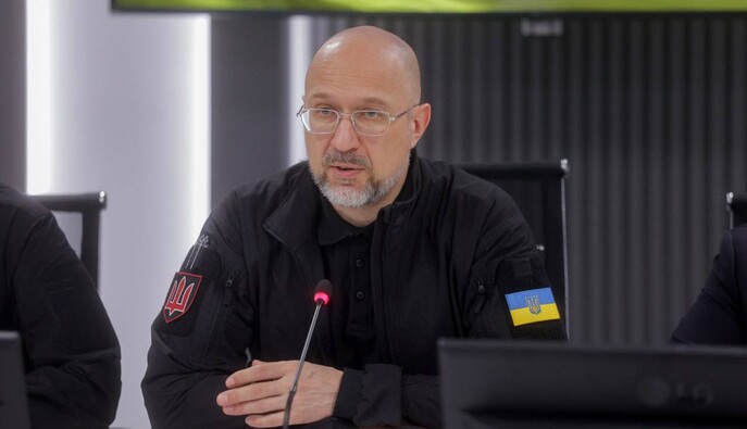 Контрактна модель ЗСУ: Шмигаль розповів подробиці