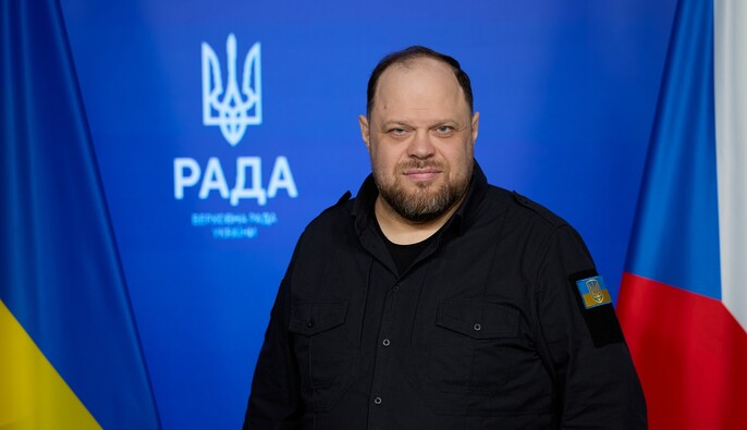 После снятия украинского флага с парламента Чехии в Верховной Раде подняли чешский флаг