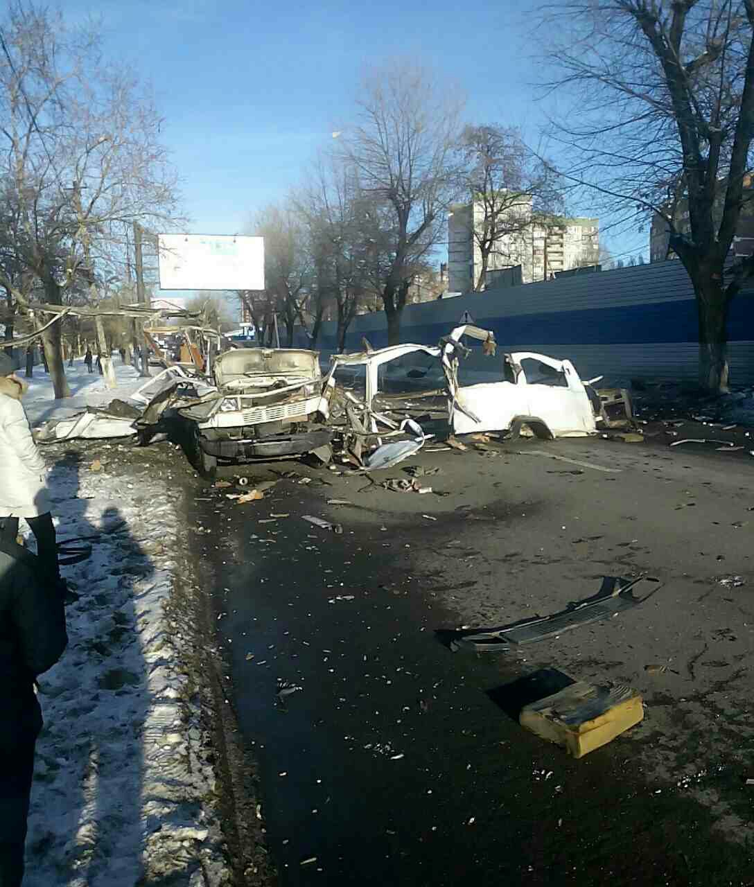 В окупованому Донецьку стався потужний вибух (ФОТО) - фото 4