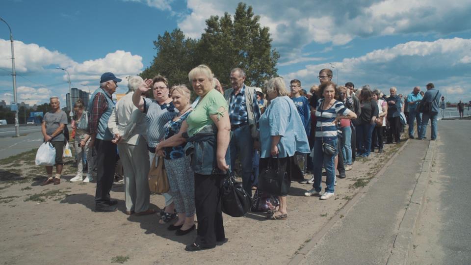 ЗМІ: На акції проти перейменування проспекту Ватутіна відбулися сутички