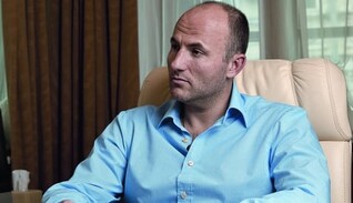 ​Долг Фукса за долю в башне 