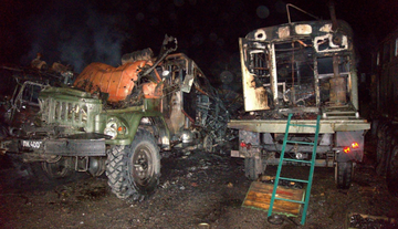 З'явилися нові фото і відео зі знищеною технікою бойовиків в окупованому Луганську
