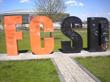 В Донецке уничтожили один из символов "Донбасс Арены": в сети показали фото