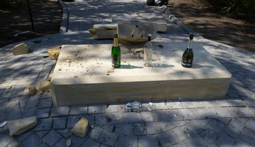 Непереможеного чемпіона світу з боксу змусили провести бій з українцем