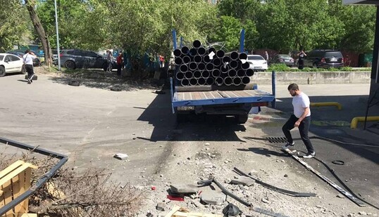 Жахлива смертельна ДТП з фурою в Дніпрі: з'явилися дані про постраждалих, нові фото і відео