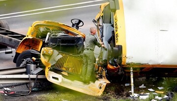 Серйозна ДТП зі шкільним автобусом в США: з'явилися дані про жертви