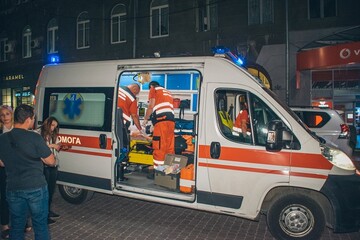 Винен "Синій кит": в мережі показали фото жахливого інциденту з дівчинкою-підлітком в Києві
