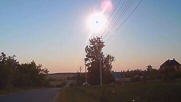 У Росії в небі вибухнув метеорит: опубліковано вражаючі фото і відео