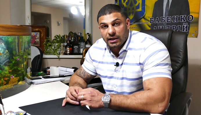 Ночной взрыв в Одессе: появились свежие данные о пострадавшем и фото поражающего элемента