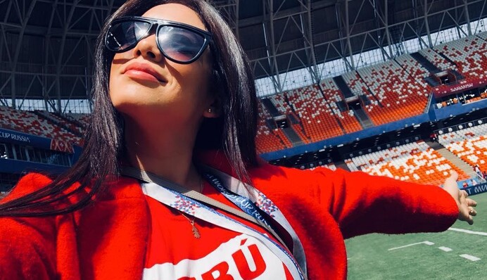 Неймовірні фанатки з'їхалися з усього світу на ЧС-2018 в Росії: яскраві фото красунь