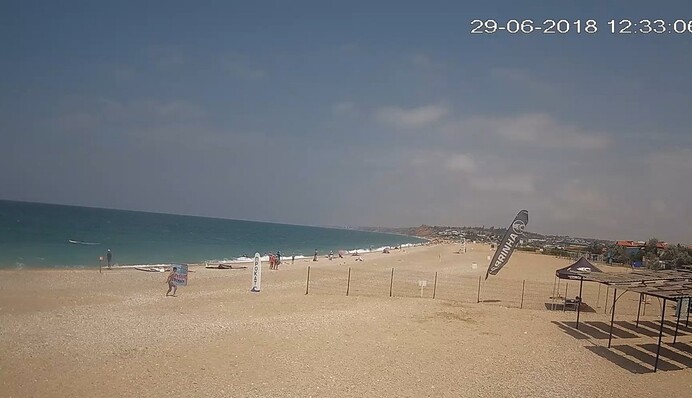 Заздрити нема чому: в мережі показали свіжі фото пляжів в Криму