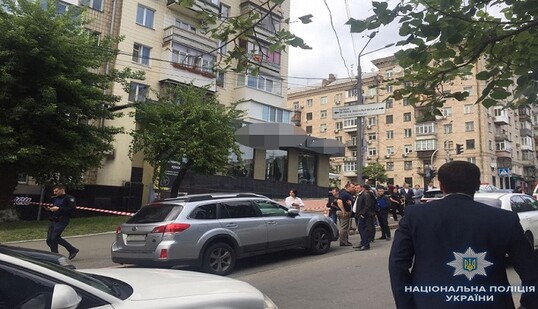 Когда родителям стоит обратиться со своим ребенком к психологу: врач указал на симптомы