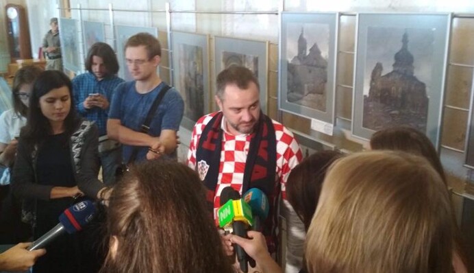 У Раді оригінально підтримали збірну Хорватії через скандал на ЧС-2018: ексклюзивне фото