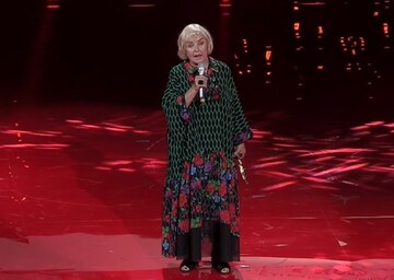 Знаменита актриса виступила в Одесі з потужною промовою про війну на Донбасі