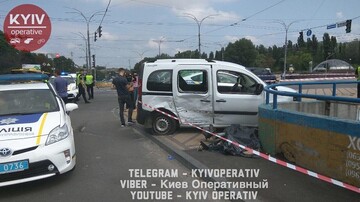 Авто летіло на червоне світло: з'явилися нові фото і відео смертельної ДТП з пішоходами в Києві
