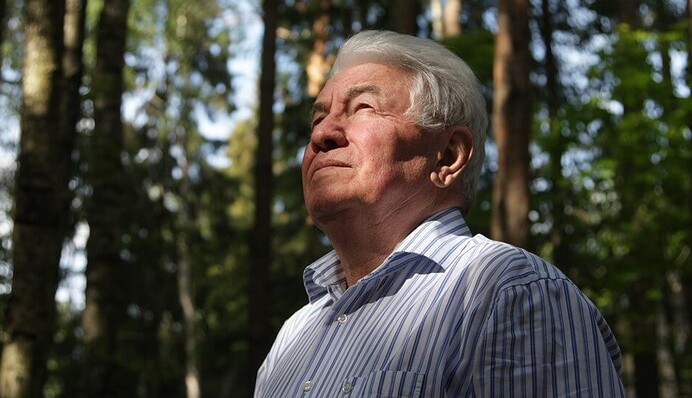 Помер легендарний письменник, який прогнозував розвал Росії