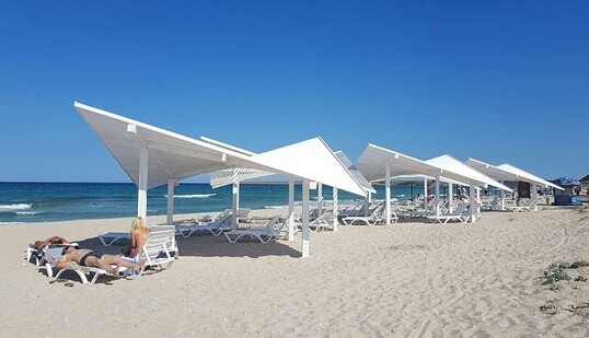 Сонячний рай: з'явилися свіжі фото несезону на кримських Мальдівах