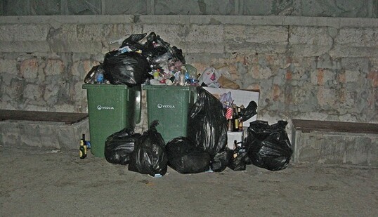 Скрізь гори сміття: в мережі показали сумні фото окупованого Криму