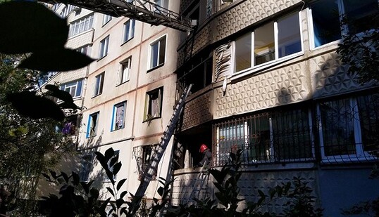 У Харкові прогримів сильний вибух в житловому будинку: опубліковано фото і відео