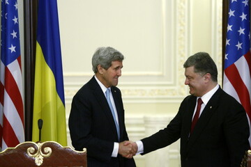 ​Порошенко и Туск согласовали позиции по урегулированию конфликта на Донбассе