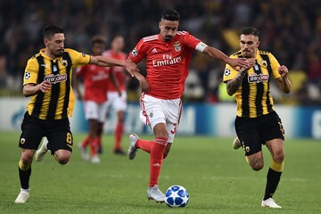 "Орлы" вдесятером выиграли матч-триллер в Лиге чемпионов: видеообзор