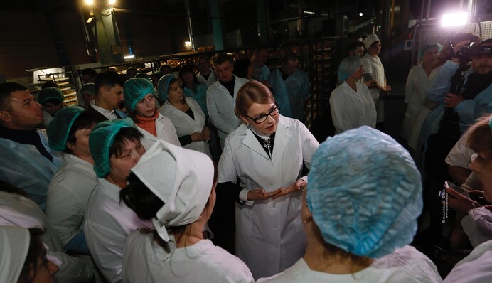 Тимошенко пообіцяла в разі перемоги вдвічі збільшити пенсії