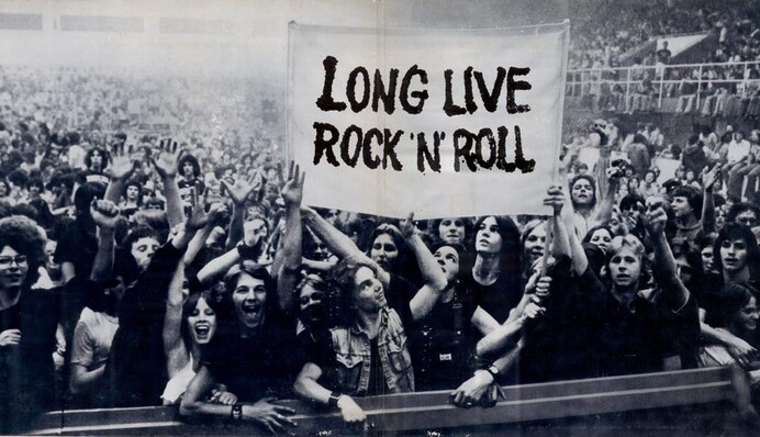 Всемирный день рок-н-ролла: стихи, открытки, фото и видеопоздравления