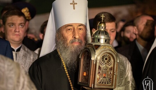 Як пройшла великодня ніч в Києво-Печерській лаврі: фото і відео