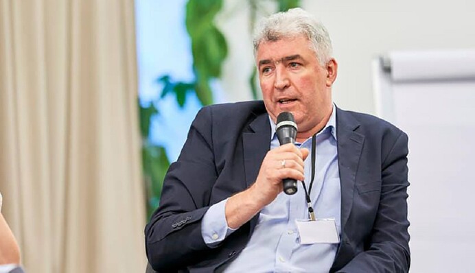 Остаются только две вещи: названа особенность 