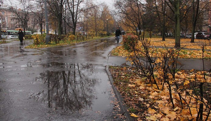 Тепло до +20, но: синоптики уточнили прогноз по Украине