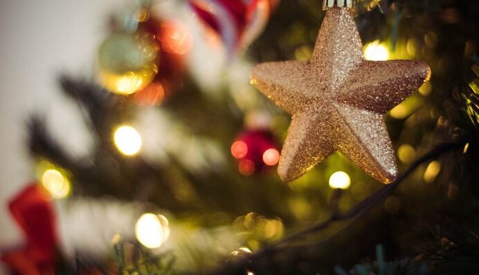 Рождество Христово 2020: лучшие колядки для взрослых