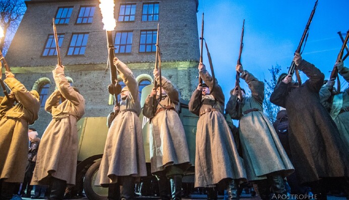 У Києві реконструювали бій за завод 