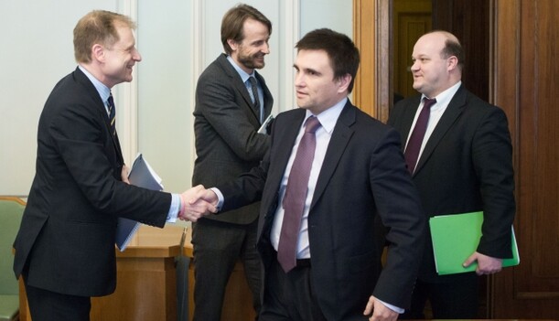 Миссиию ОБСЕ в Украине необходимо дополнить миротворцами,‒ Климкин