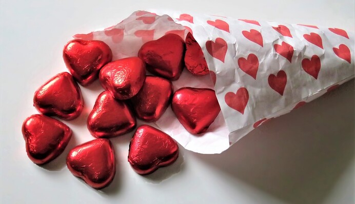 Романтические поздравления с Днем святого Валентина 2020 в картинках и видео