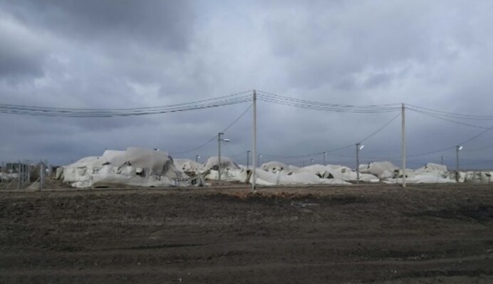 Мощный ветер под Николаевом 