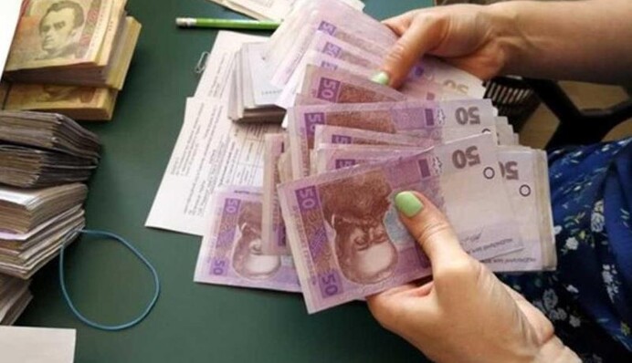 Денег не хватает? Всплыли тревожные данные об обещанном повышении пенсий в Украине