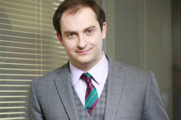 Шукали флешки і телефони: спливли нові деталі обшуків у екс-глави податкової служби