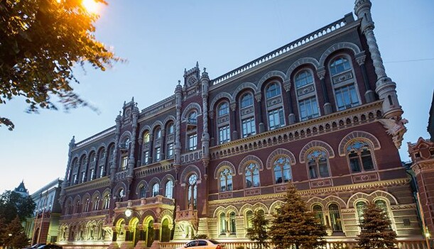 Банки не "захиталися": експерт вказав на важливий момент з коронавірусною кризою в Україні