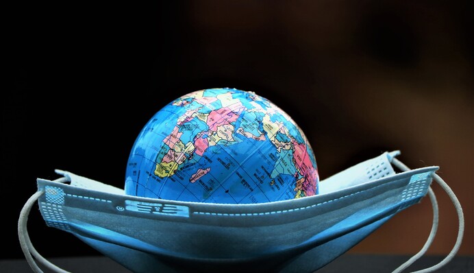 Це не просто імена: відоме американське видання незвичайно вшанувало жертв коронавірусу, фото