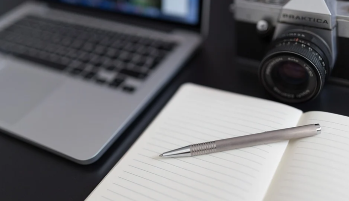 ЗМІнюйся и присоединяйся к команде "Апострофа"! Конкурс продолжается! Не медли!