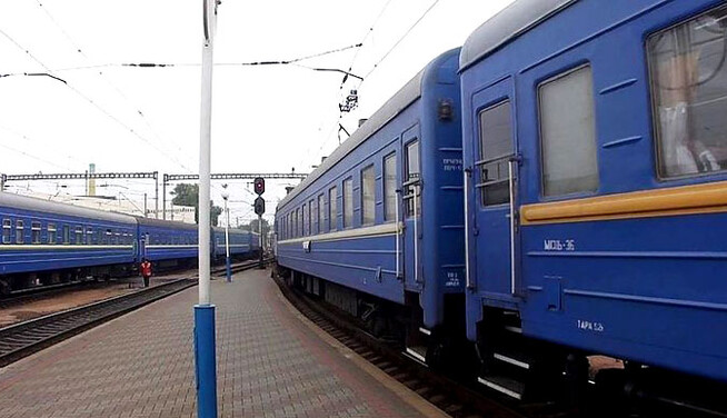 В Украине возобновляют движение электрички и поезда: куда можно поехать
