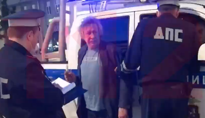 Ледве стояв на ногах: з'явилися відео страшної ДТП з Єфремовим та дані про постраждалих