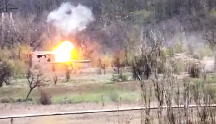 ЗСУ знищили на Донбасі снайпера бойовиків: відео моменту удару